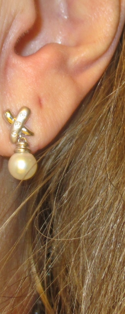 xxM1083M 14K White gold, pearl an diamond earrings Takst Valuation N.Kr 9000